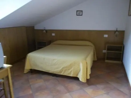 Tek Büyük veya İki Ayrı Yataklı Oda, Sigara İçilmez