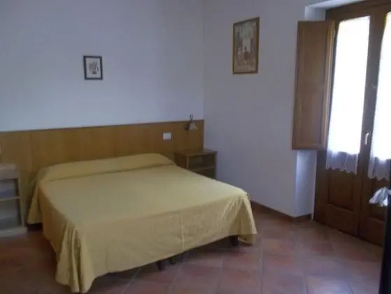 Tek Büyük veya İki Ayrı Yataklı Oda, Sigara İçilmez