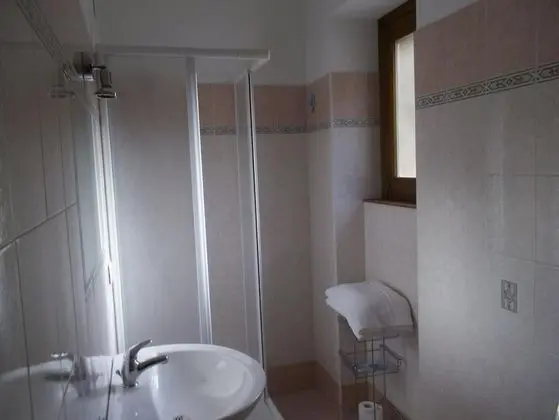 Tek Büyük veya İki Ayrı Yataklı Oda, Sigara İçilmez