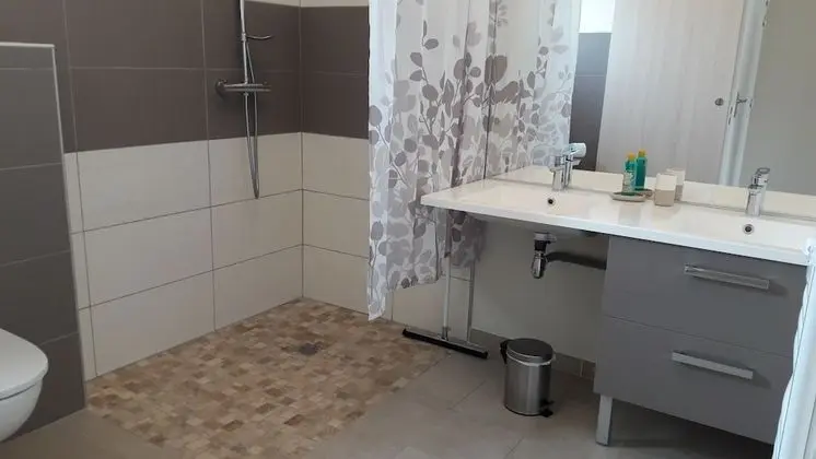 Tek Büyük Yataklı Oda (Viscos)