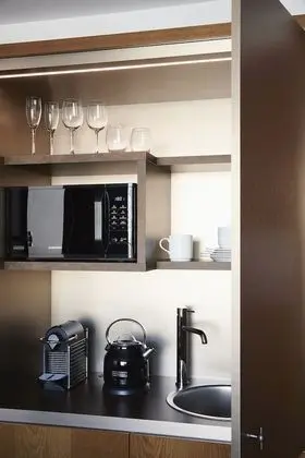Süit, 1 En Büyük (King) Boy Yatak ve Çekyat, Şehir Manzaralı