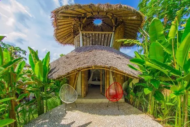 Semi-Open Bungalow