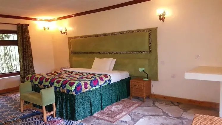 Deluxe Tek Büyük Yataklı Oda, Bahçeli