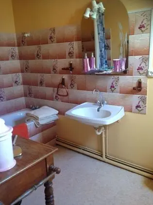 Tek Büyük Yataklı Oda (2-5-8)