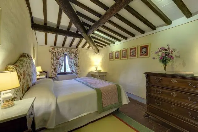 Classic Tek Büyük Yataklı Oda