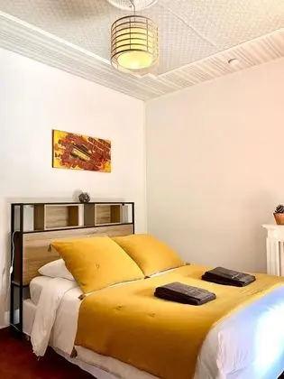 Tek Büyük Yataklı Oda (Ammonite)