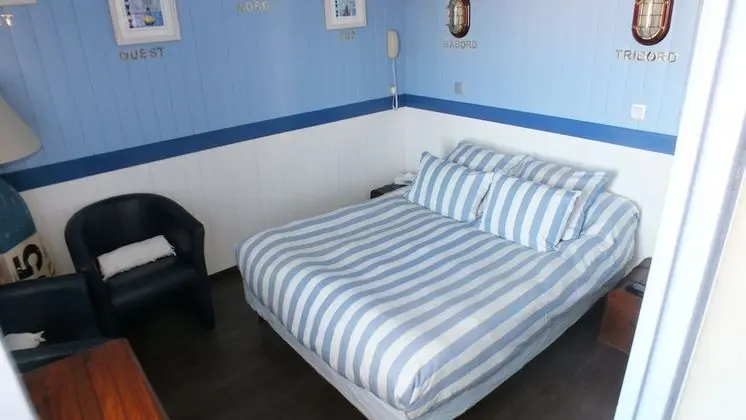 Classic Tek Büyük Yataklı Oda, Deniz Manzaralı (Amiral Cazo)