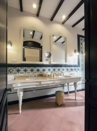 Luxury Bungalov, Havuz Manzaralı (or River View - Pavie)