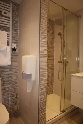 Classic Tek Büyük Yataklı Oda