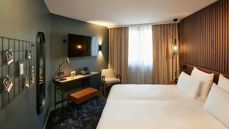 Comfort Tek Büyük Yataklı Oda