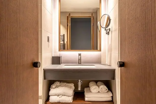 Comfort Tek Büyük Yataklı Oda