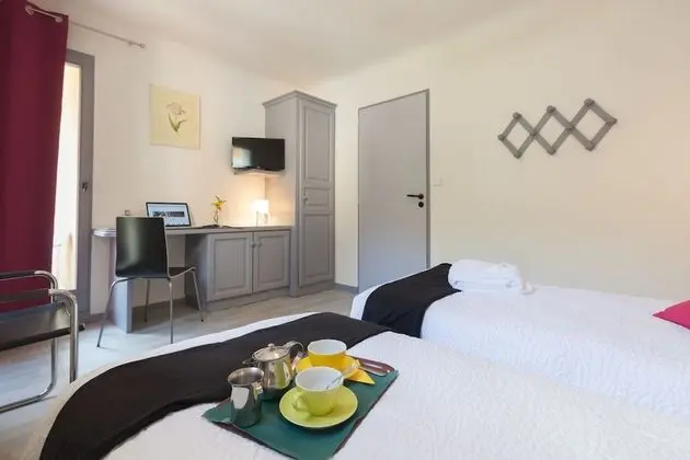 Tek Büyük veya İki Ayrı Yataklı Oda