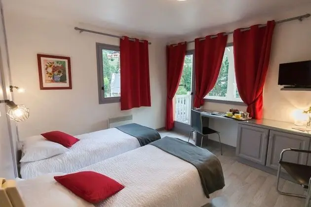 Tek Büyük veya İki Ayrı Yataklı Oda