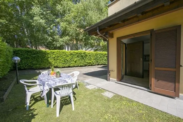 Family Sıra Ev, Birden Çok Yatak, 2 Banyolu, Bahçeli (Le Betulle Garden in Laveno)