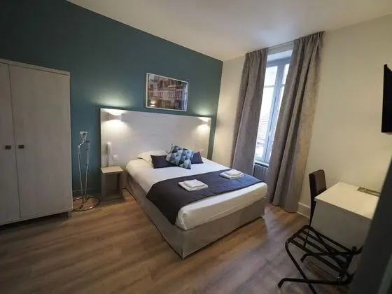 Comfort Tek Büyük Yataklı Oda