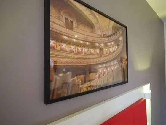 Comfort Tek Büyük Yataklı Oda