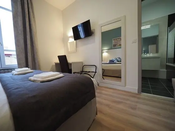 Comfort Tek Büyük Yataklı Oda