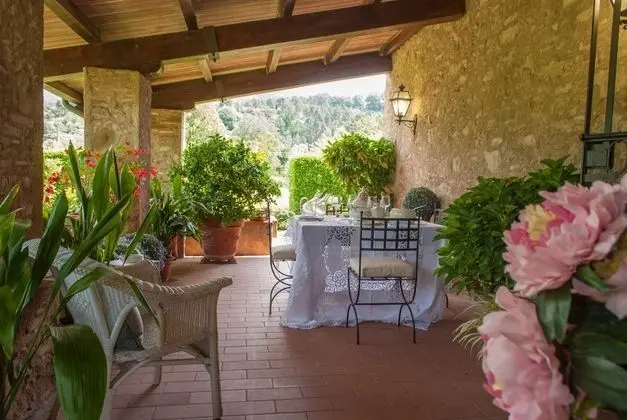 Villa, Sigara İçilebilir