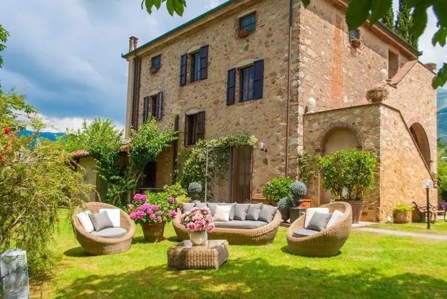 Villa, Sigara İçilebilir