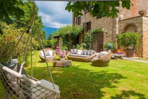 Villa, Sigara İçilebilir