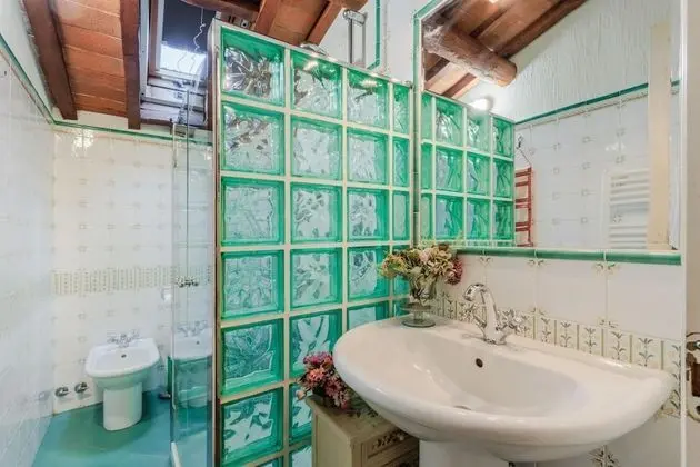 Villa, Sigara İçilebilir