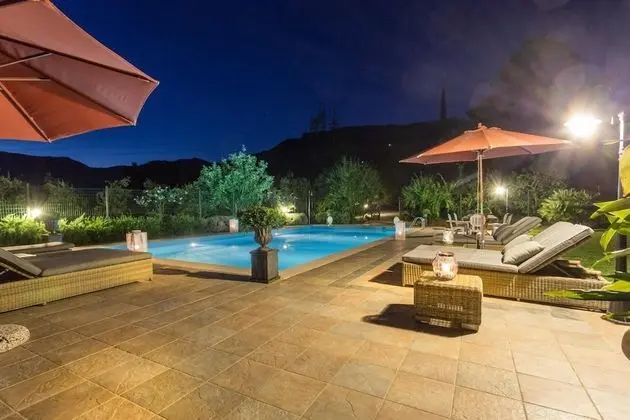Villa, Sigara İçilebilir