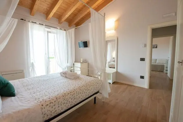 Classic Süit, 1 Büyük (Queen) Boy Yatak ve Çekyat, Sigara İçilmez, Üzüm Asması Manzaralı