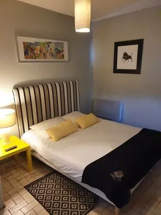 Tek Büyük Yataklı Oda, Sigara İçilmez