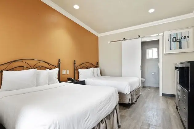 Standard Oda, 2 Çift Kişilik Yatak, Sigara İçilmez, Balkon (2nd Floor)