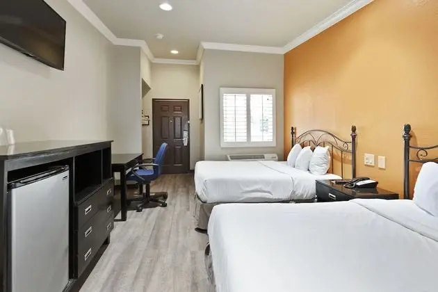 Standard Oda, 2 Çift Kişilik Yatak, Sigara İçilmez, Balkon (2nd Floor)