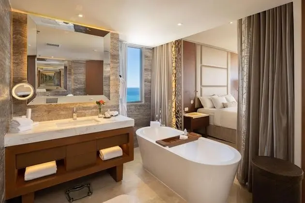 Royale Junior Suite
