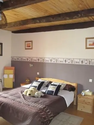 Traditional Tek Büyük Yataklı Oda