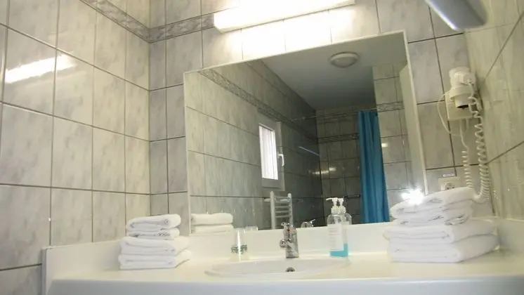 Standard Tek Büyük Yataklı Oda, Bahçe Manzaralı