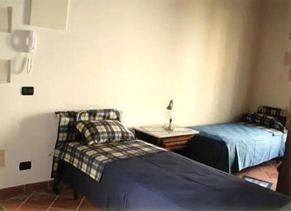 Studio for 3 people
