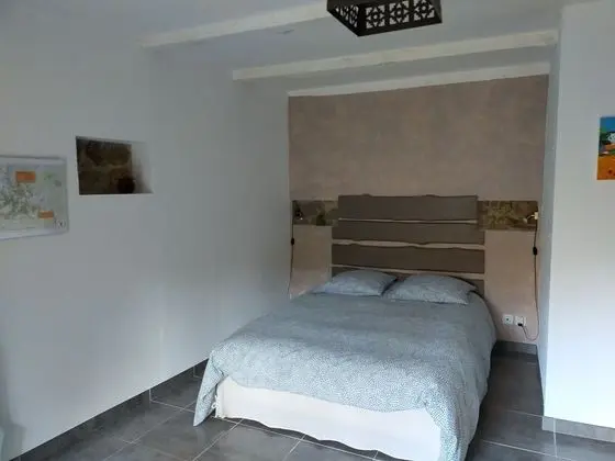 Tek Büyük Yataklı Oda