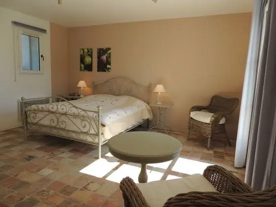 Tek Büyük Yataklı Oda