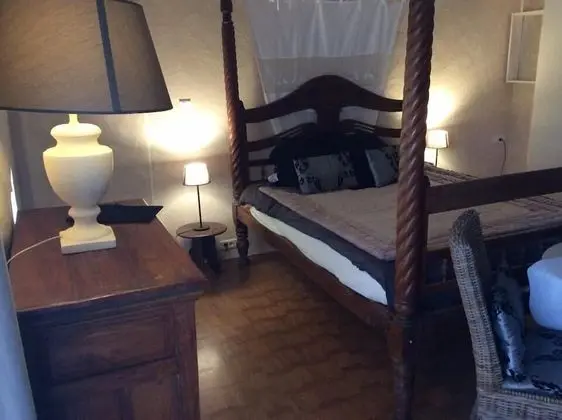 Tek Büyük Yataklı Oda (Clin d'Oeil)