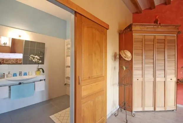 Family Tek Büyük Yataklı Oda