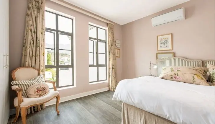 Superior Apart Daire, Dağ Manzaralı