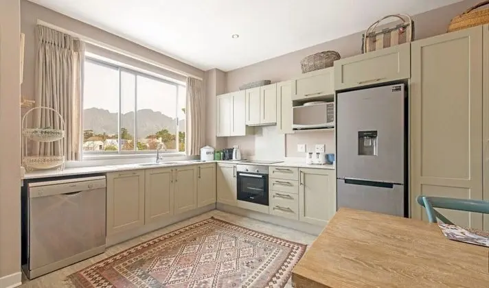 Superior Apart Daire, Dağ Manzaralı