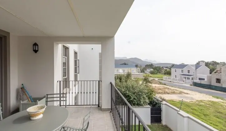 Superior Apart Daire, Dağ Manzaralı