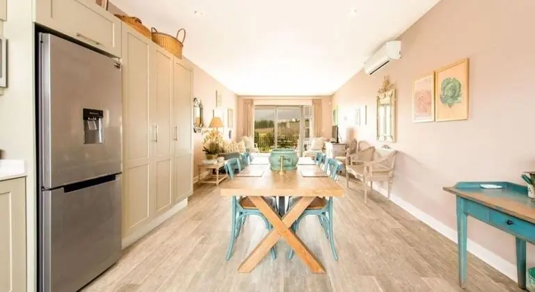 Superior Apart Daire, Dağ Manzaralı