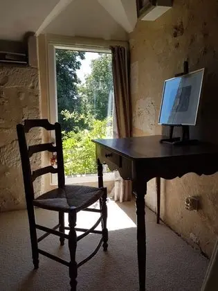 Traditional Tek Büyük Yataklı Oda (Blanche)