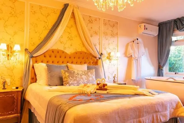 Deluxe Tek Büyük Yataklı Oda, Jakuzi (Lyon)