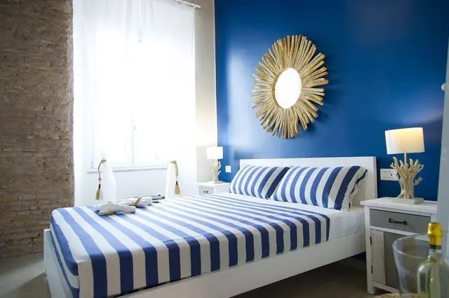 Deluxe Tek Büyük Yataklı Oda (Blue River)