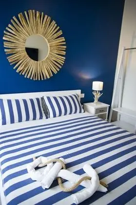 Deluxe Tek Büyük Yataklı Oda (Blue River)