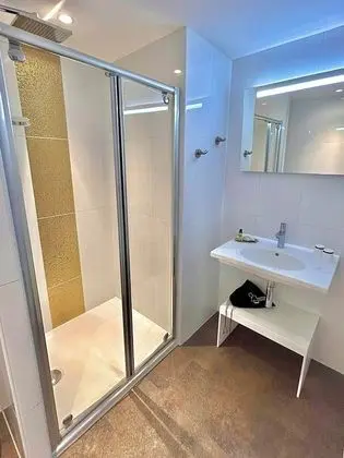 Superior Süit, Teras