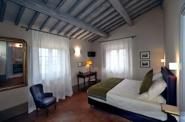 Classic Tek Büyük Yataklı Oda