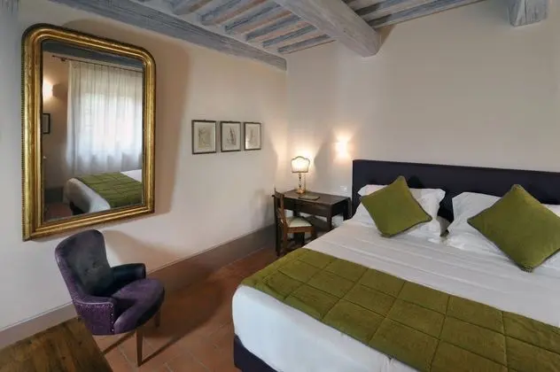 Classic Tek Büyük Yataklı Oda