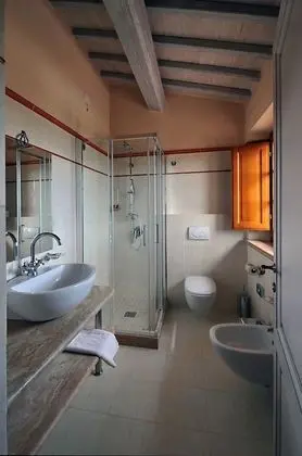 Classic Tek Büyük Yataklı Oda